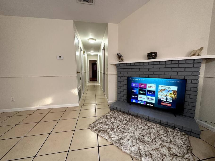 Comfortable House W/ Wi-Fi/Tv - Turlock,Ca מראה חיצוני תמונה